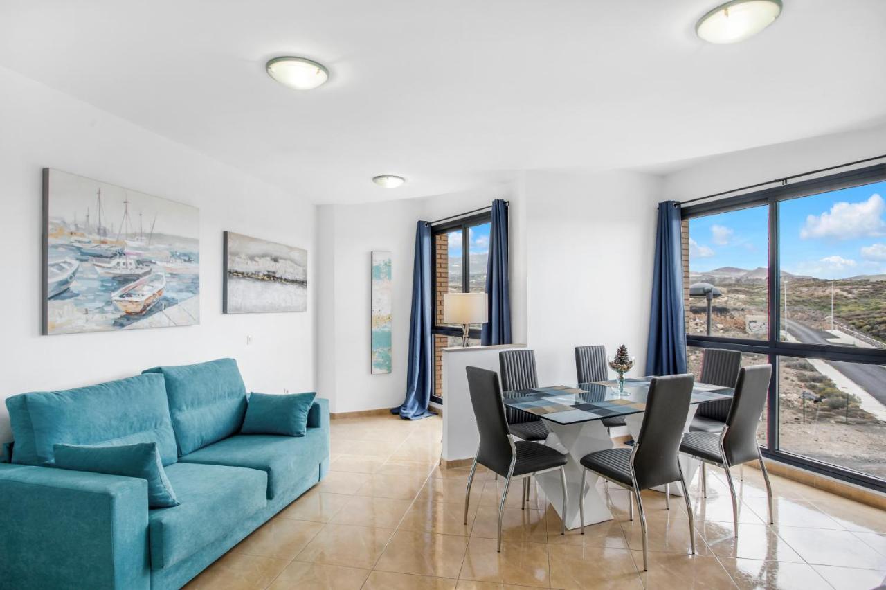 Ocean Blue, Next To The Ocean, Fast Wi-Fi Apartman Los Abrigos Kültér fotó
