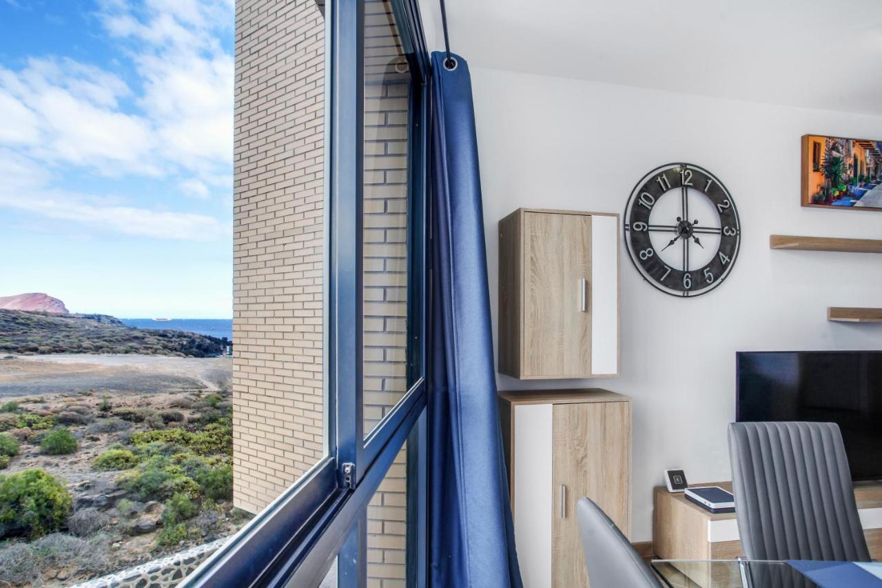 Ocean Blue, Next To The Ocean, Fast Wi-Fi Apartman Los Abrigos Kültér fotó
