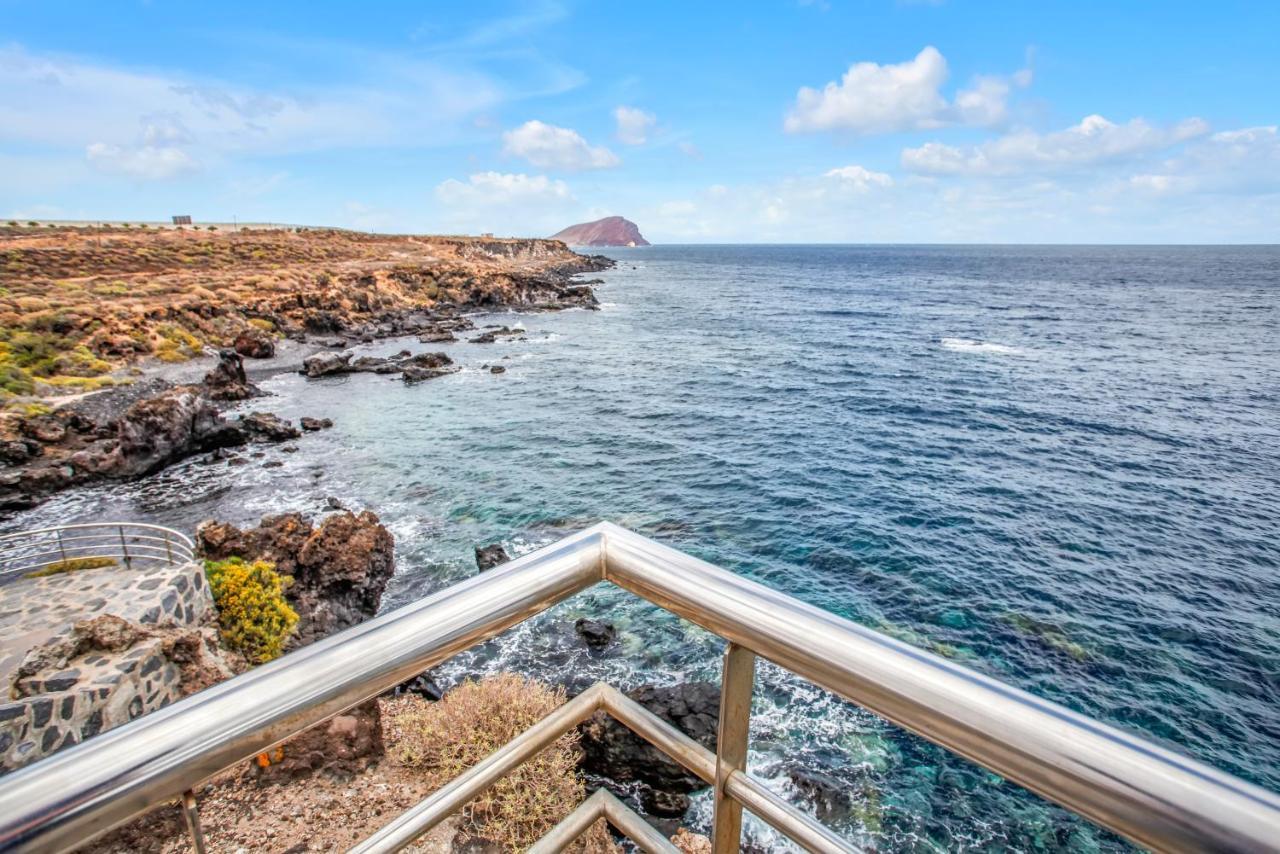 Ocean Blue, Next To The Ocean, Fast Wi-Fi Apartman Los Abrigos Kültér fotó