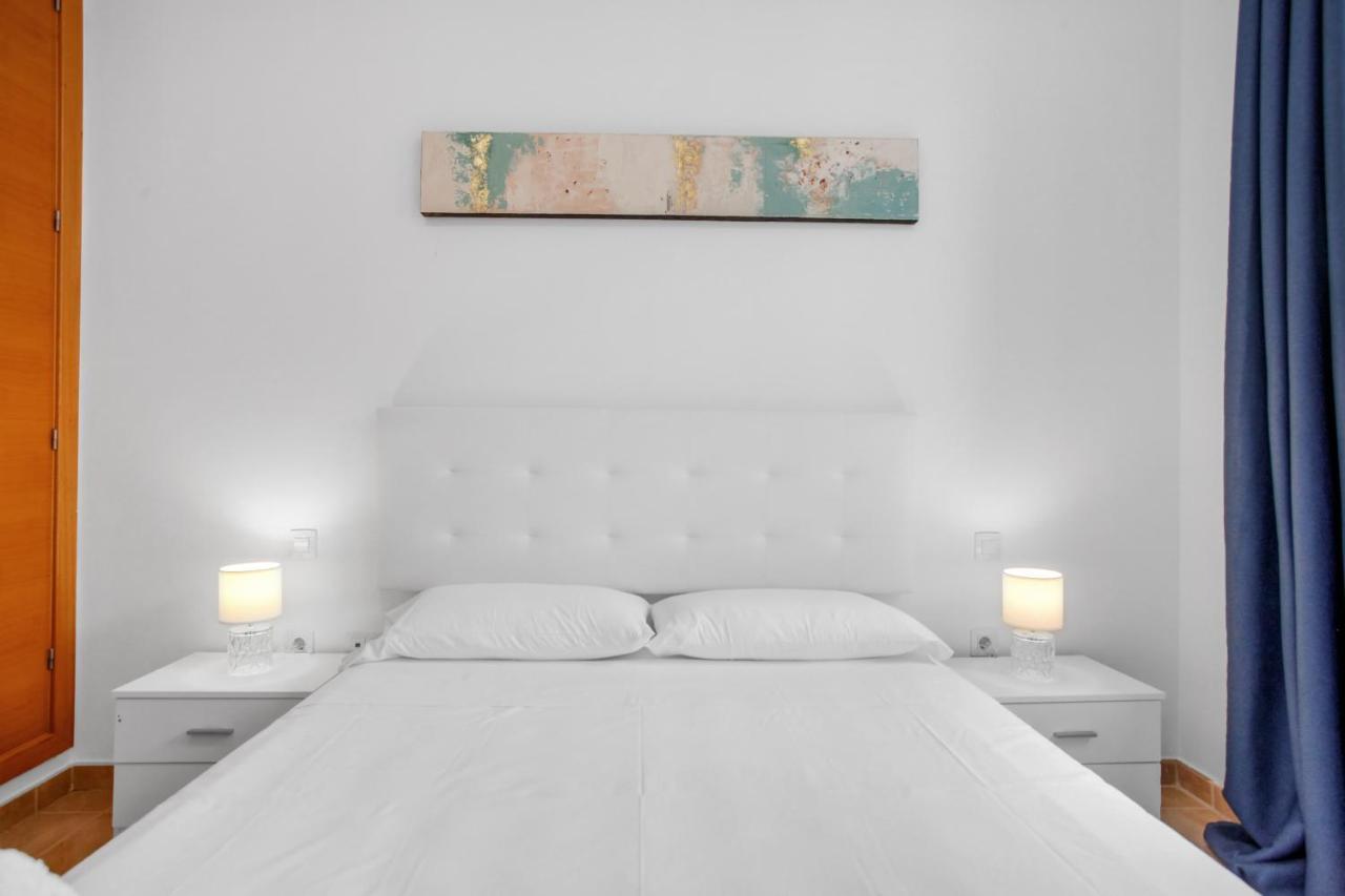 Ocean Blue, Next To The Ocean, Fast Wi-Fi Apartman Los Abrigos Kültér fotó